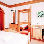 Stegerhof Otel 4*